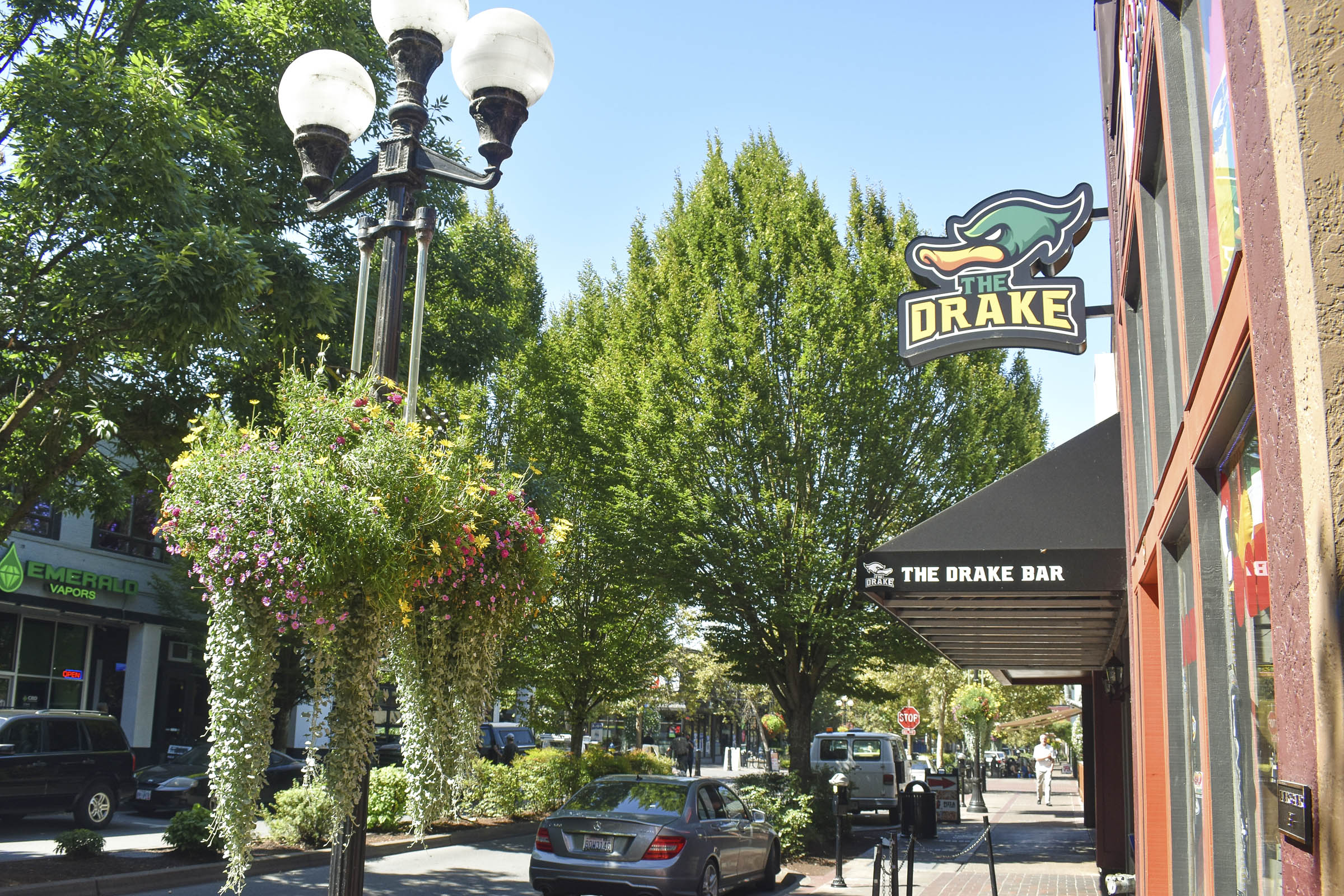 eugene-broadway-4